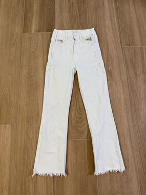 Mother Hustler Ankle Fray Jeans in White size 24